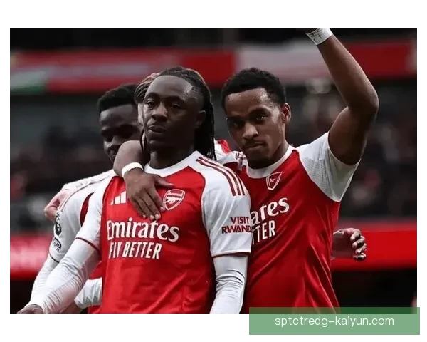 阿森纳队友眼中真实的 Saka 表现稳健，备受期待的未来之星