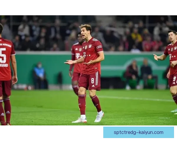 穆勒射门方式值得关注，近期表现稳健，反映出其进攻威胁持续提升。