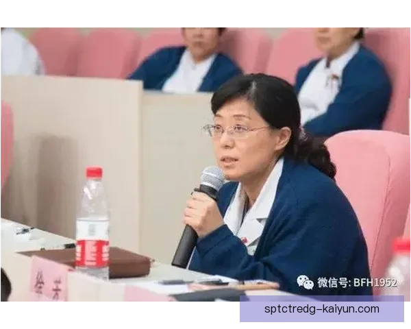 西甲巴塞罗那德比回顾：赛事激烈程度与球队表现分析