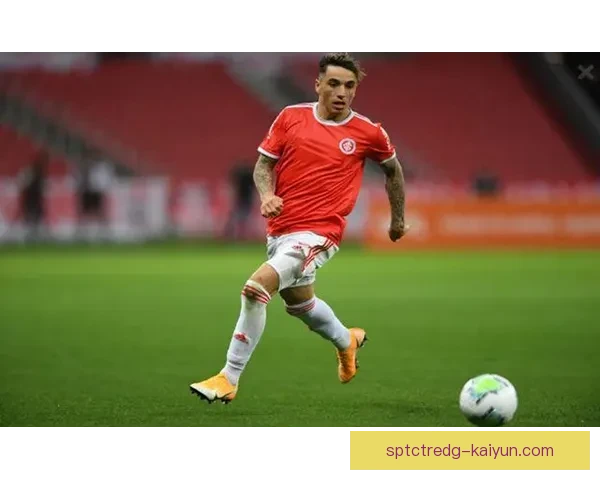 诺维奇锋线萨金特近期表现稳健，进攻端持续提升